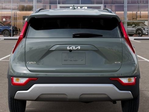New 2026 Kia Niro EX image 13
