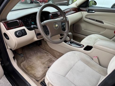 Used 2008 Chevrolet Impala LT image 9