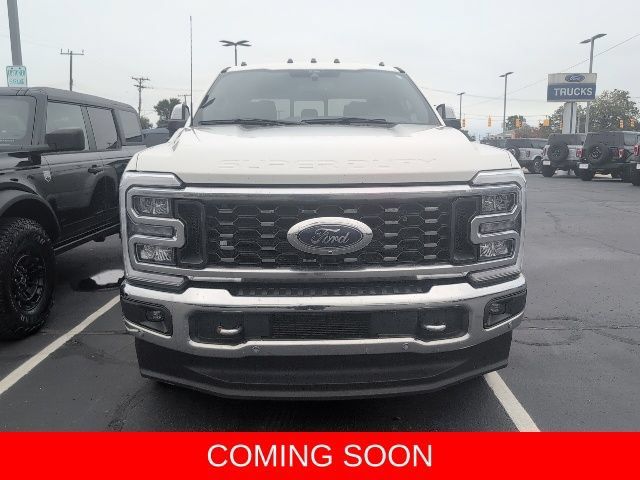 Used 2024 Ford F350 Lariat w/ Lariat Ultimate Package AWD/4WD image 2