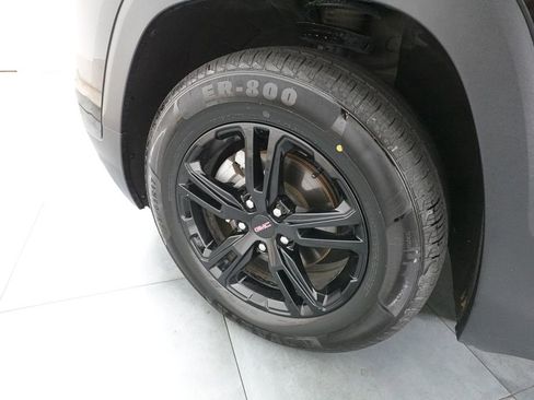 Used 2024 GMC Terrain AT4 image 29