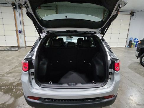 New 2026 Jeep Compass Latitude image 27