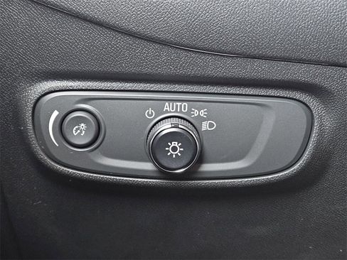 Used 2023 Chevrolet Equinox RS image 22