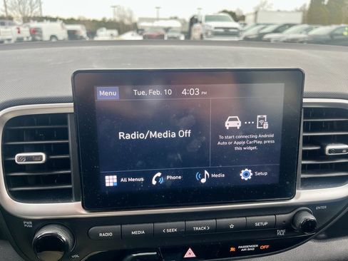 Used 2023 Hyundai Venue SE w/ Cargo Package image 12