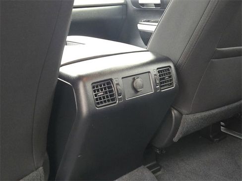 Used 2020 Toyota Tundra SR5 image 10