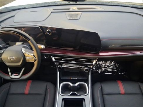 New 2026 Chevrolet Traverse RS image 11