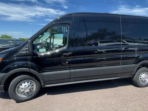 New 2026 Ford Transit 250 148 Medium Roof Extended AWD image 5