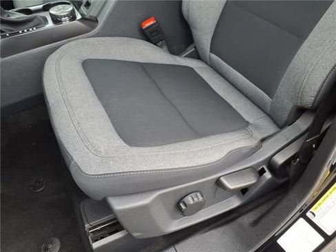 Used 2025 Ford Bronco Big Bend image 16