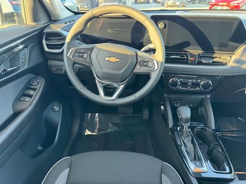 New 2026 Chevrolet TrailBlazer LT w/ Convenience Package image 12