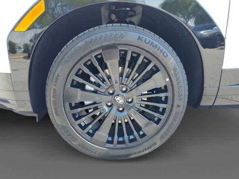 New 2026 Hyundai Santa Fe Calligraphy AWD/4WD image 9