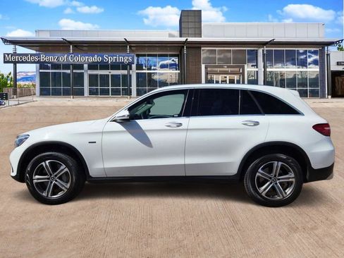 Certified 2019 Mercedes-Benz GLC 350e 4MATIC image 4
