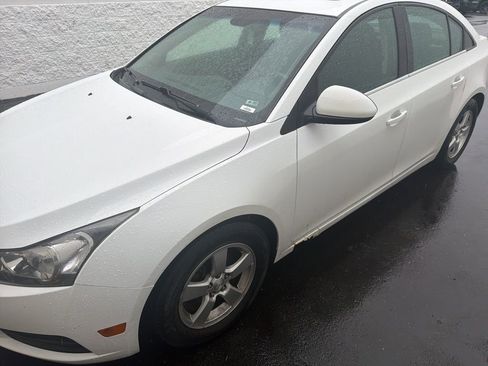 Used 2014 Chevrolet Cruze LT w/ All-Star Edition image 5