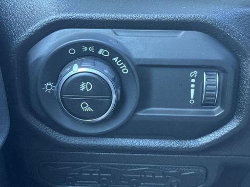 New 2026 Jeep Gladiator Sport image 28