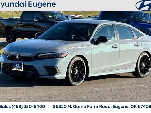 Used 2024 Honda Civic Sport image 9