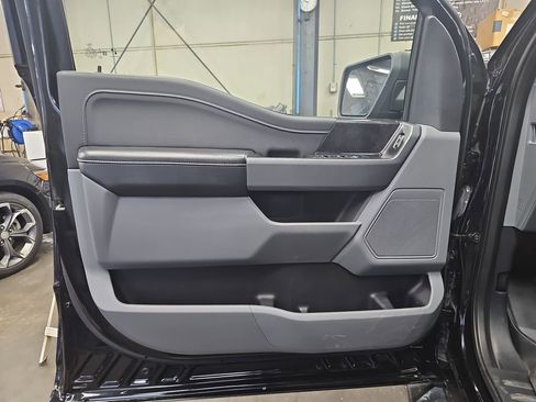 Used 2021 Ford F150 XLT w/ Equipment Group 302A High image 27