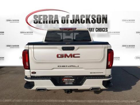Used 2022 GMC Sierra 1500 Denali image 7