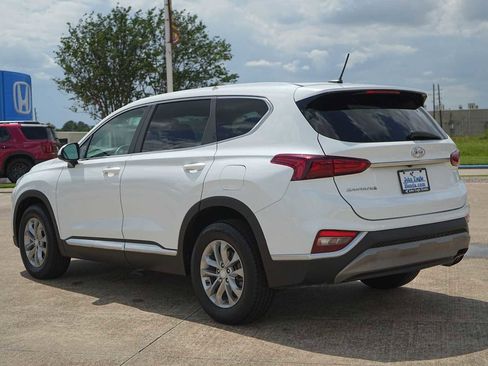 Used 2020 Hyundai Santa Fe SE FWD image 4