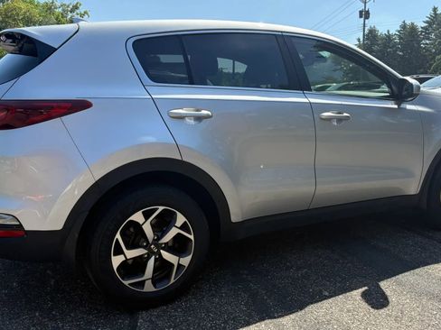 Used 2020 Kia Sportage LX FWD image 10