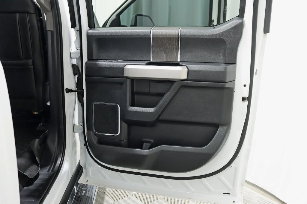 Used 2021 Ford F350 Lariat w/ Lariat Ultimate Package AWD/4WD image 37