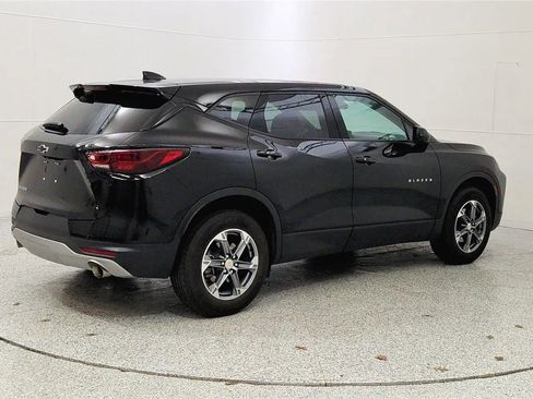 Used 2023 Chevrolet Blazer LT image 7
