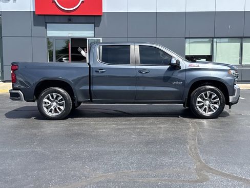 Used 2021 Chevrolet Silverado 1500 LT w/ Texas Edition Plus AWD/4WD image 2