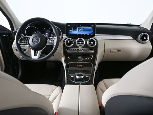Used 2019 Mercedes-Benz C 300 Sedan image 17