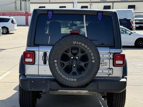 Used 2020 Jeep Wrangler Unlimited Sport AWD/4WD image 5