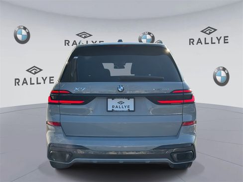 Certified 2026 BMW X7 xDrive40i w/ M Sport Package image 5