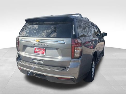 Used 2021 Chevrolet Suburban LS image 12