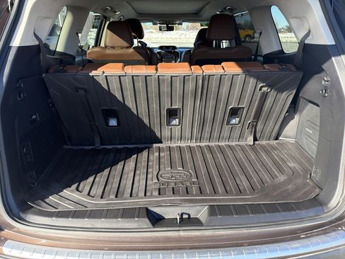 Used 2019 Subaru Ascent Touring w/ Popular Package #3 image 5