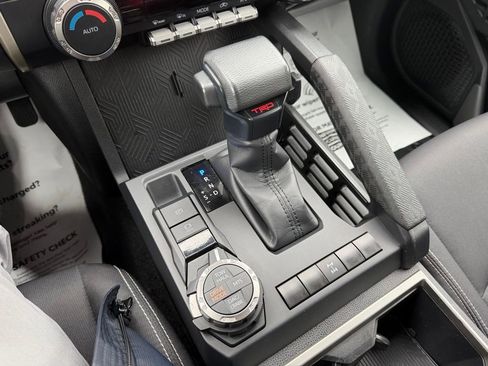 Used 2024 Toyota Tacoma TRD Off-Road AWD/4WD image 19