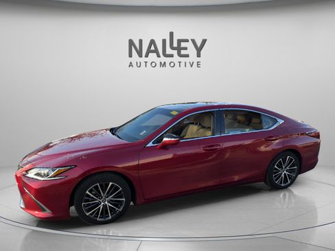 Used 2025 Lexus ES 350 w/ Premium Package image 2