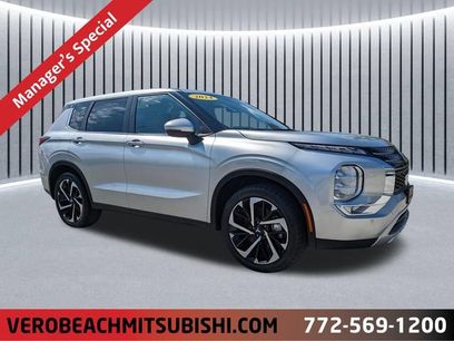 Used 2024 Mitsubishi Outlander SE