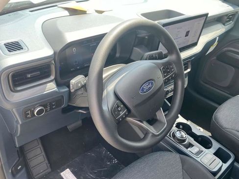 New 2025 Ford Maverick XL image 17