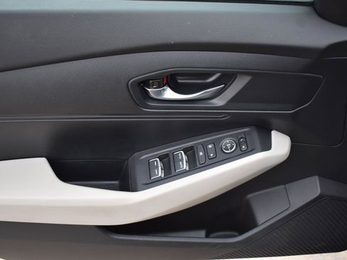 Used 2024 Honda Accord LX image 19