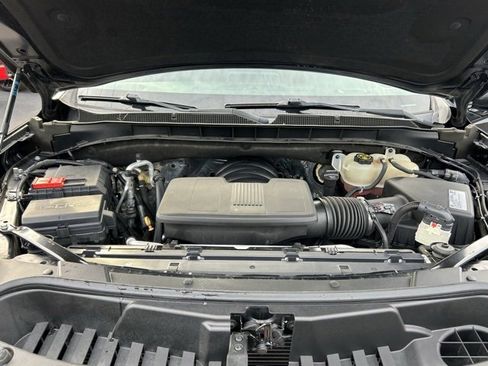 Used 2021 Chevrolet Tahoe RST w/ Luxury Package image 11