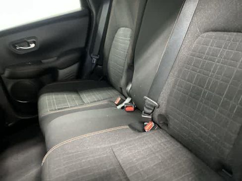 Used 2025 Honda HR-V Sport image 11