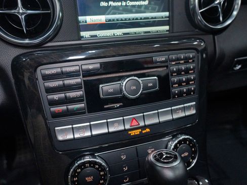 Used 2014 Mercedes-Benz SLK 55 AMG image 40