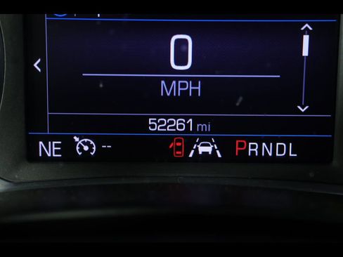 Used 2021 Chevrolet Equinox LT image 24