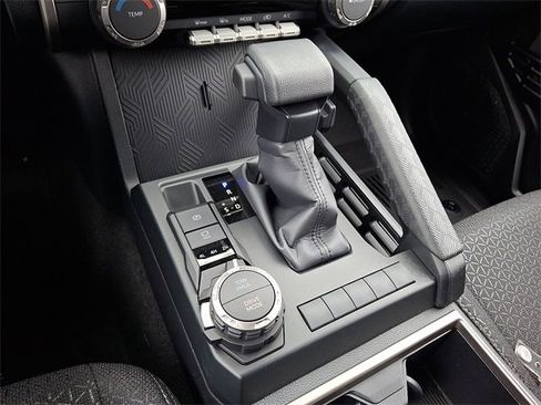 New 2026 Toyota 4Runner SR5 image 7