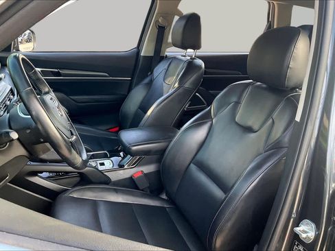 Used 2020 Kia Telluride S FWD image 8