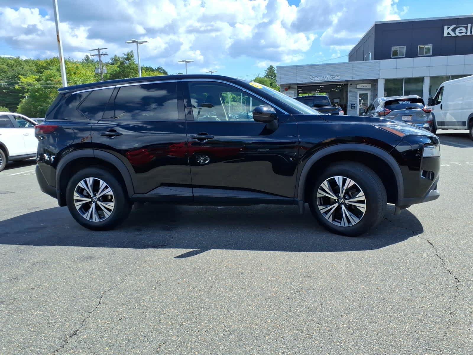Certified 2021 Nissan Rogue SV AWD/4WD image 4