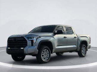 Used 2025 Toyota Tundra SR5 AWD/4WD video 2