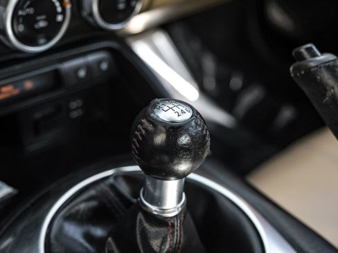 Used 2018 MAZDA MX-5 Miata RF Grand Touring RWD image 26