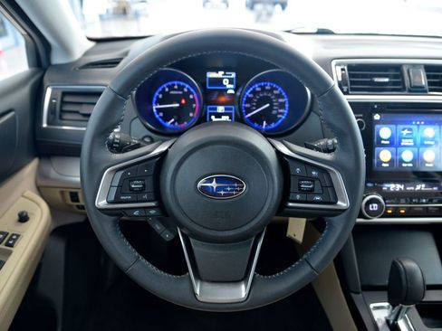 Used 2019 Subaru Outback 2.5i Premium w/ Protection Package #1 AWD/4WD image 18