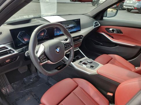 Used 2025 BMW 330i xDrive Sedan image 23