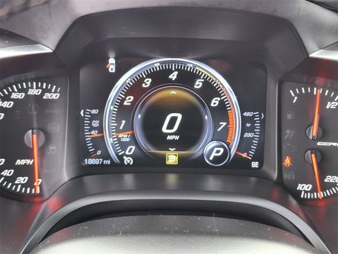Used 2018 Chevrolet Corvette Stingray Coupe w/ 1LT image 21