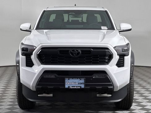 New 2025 Toyota Tacoma TRD Off-Road image 9
