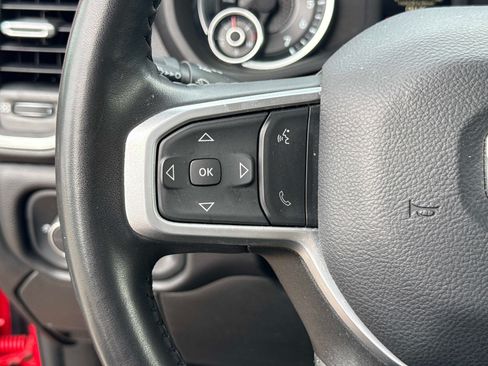 Used 2024 RAM 2500 Big Horn AWD/4WD image 31