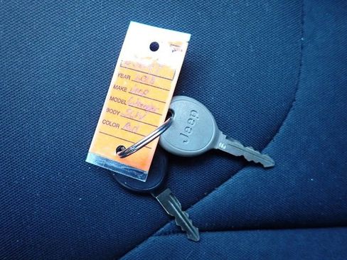 Used 2018 Jeep Wrangler Unlimited Sport image 30