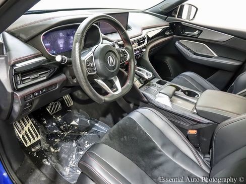 Used 2024 Acura MDX A-Spec image 9